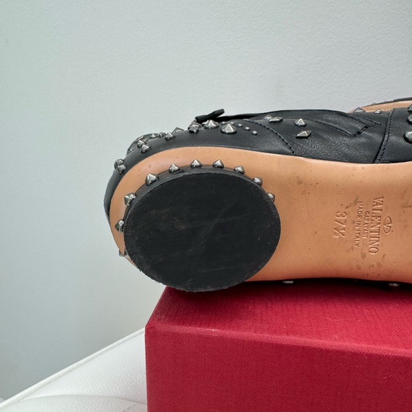 Valentino Garavani Studded Crystal Ankle Boots. Size 7.5. Excellent condition. - Picture 8 of 9